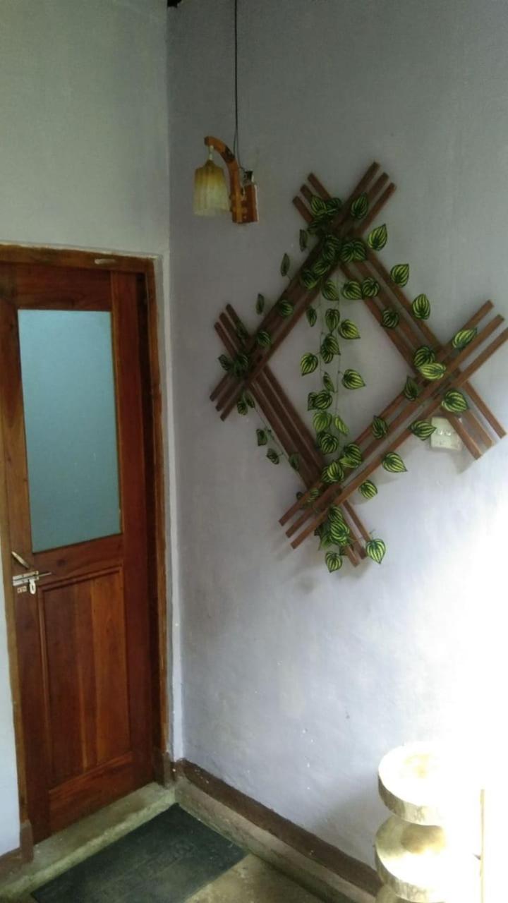 Ella Kumi Hostel Bagian luar foto
