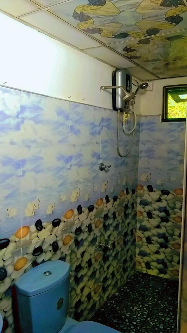Ella Kumi Hostel Bagian luar foto